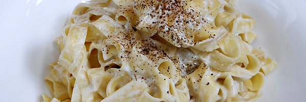 Pasta Al Queso Azul